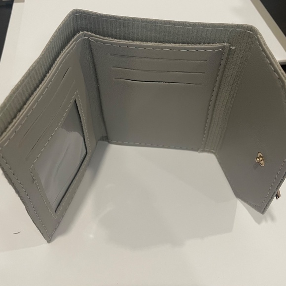 $5 ADD ON ITEM- Small Grey Faux Leather Wallet with Bow Compact Card Holder - Picture 7 of 7